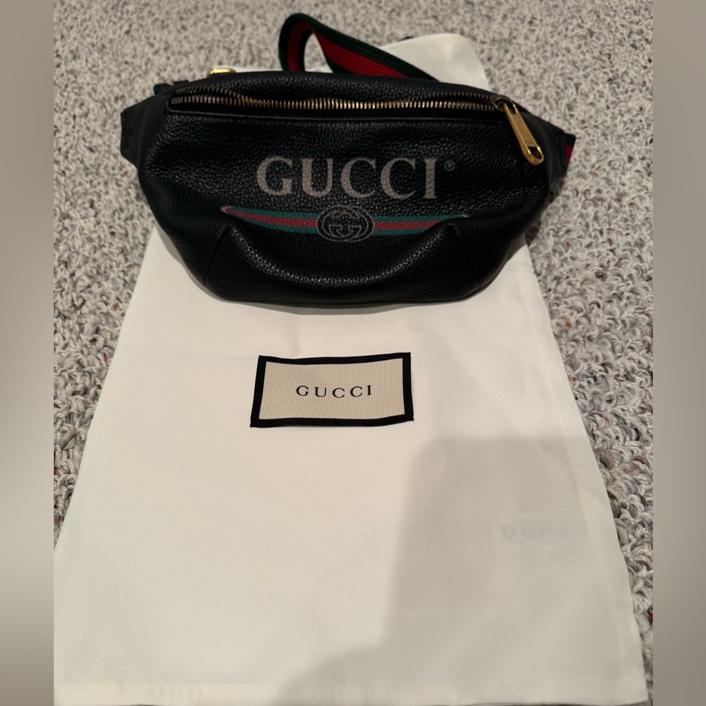 Gucci print belt bag